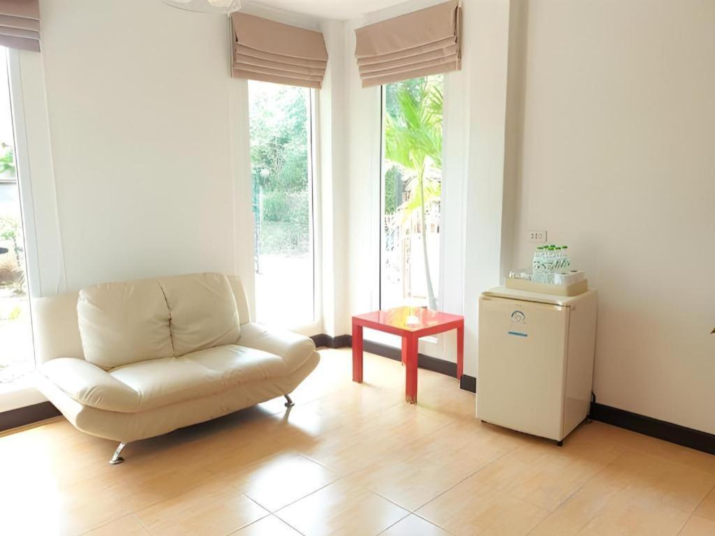 Sea Beach Koh Larn 2 Hotel ภายนอก รูปภาพ