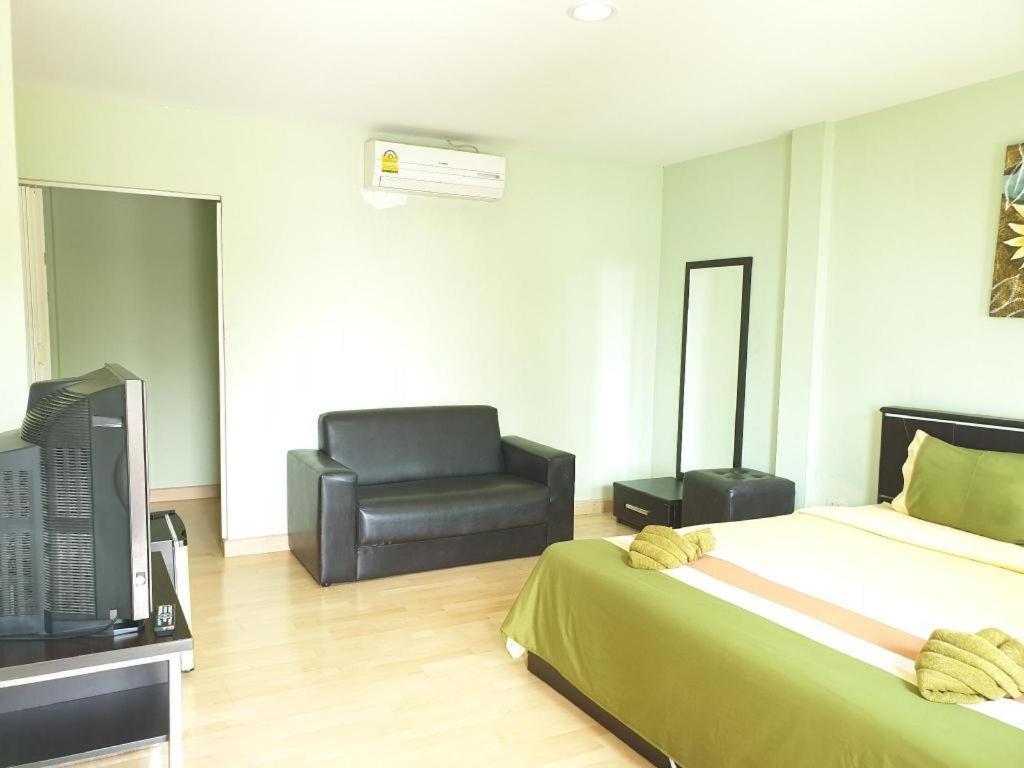 Sea Beach Koh Larn 2 Hotel ภายนอก รูปภาพ